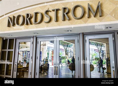 nordstrom shops at merrick park.